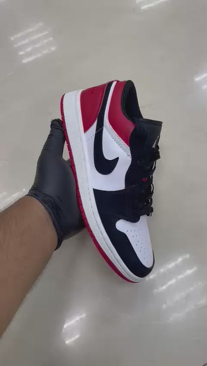 Air Jordan 1 Low "Black Toe"